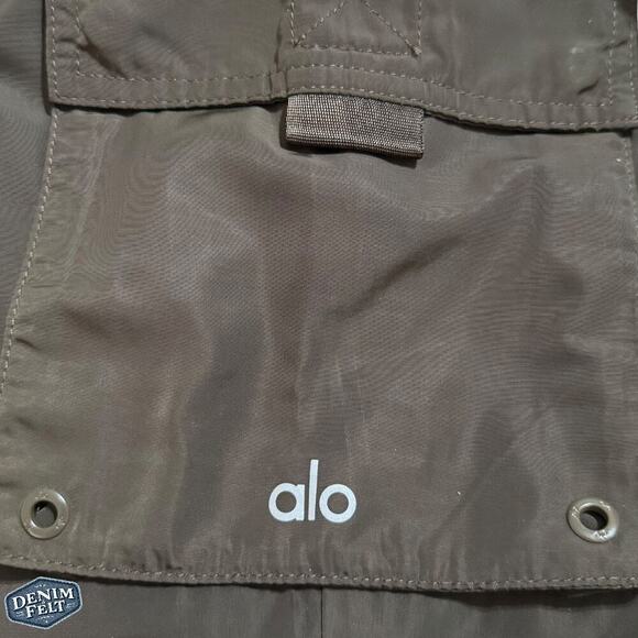 ALO Yoga Brown Cargo Jogger Pants S Crinkle Nylon Drawstring Lightweight Style - Picture 13 of 15